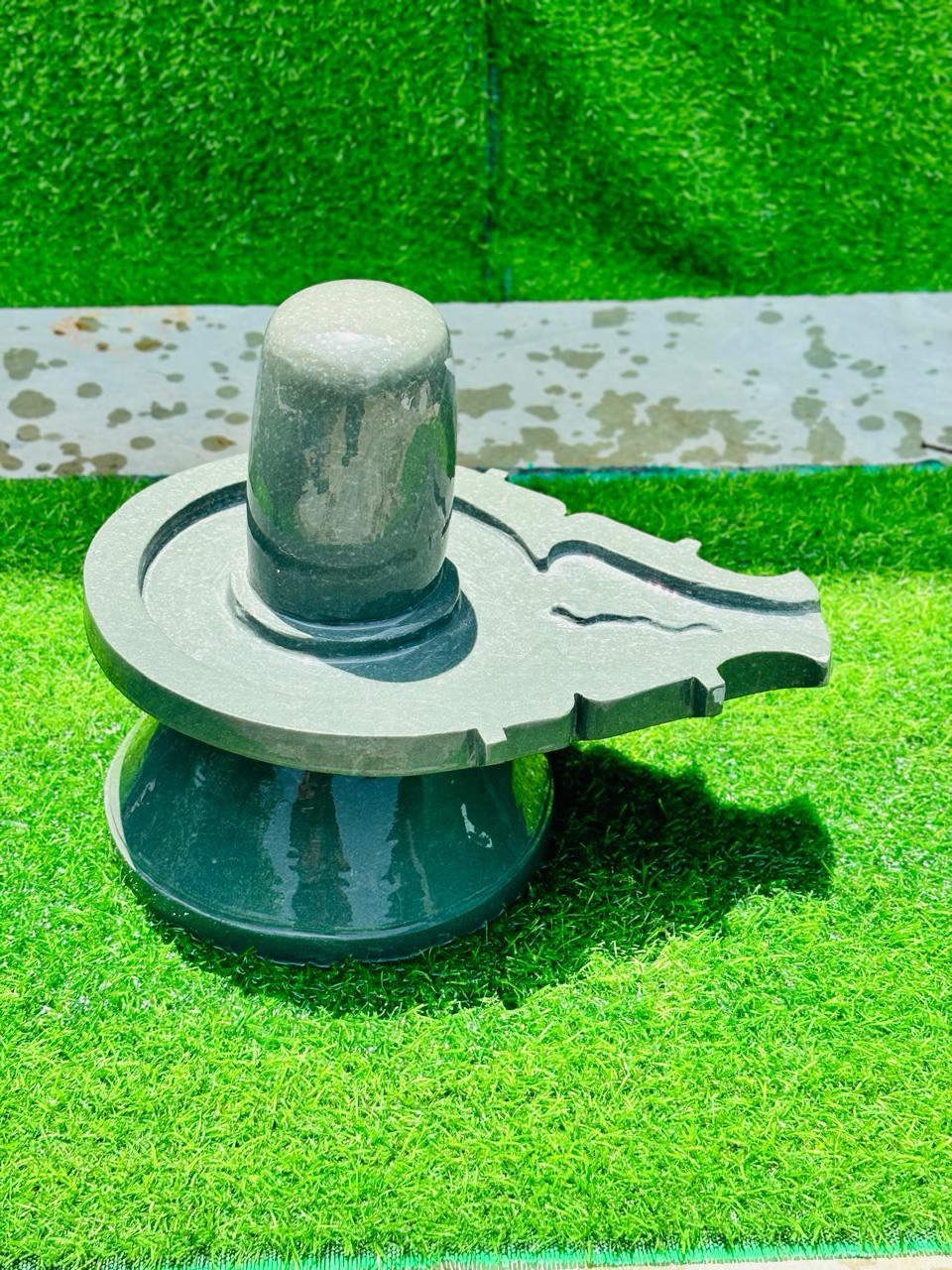 6-inch Akhand Natural Narmadeshwar Shivling, 6″ height · 12″ Jaladhari