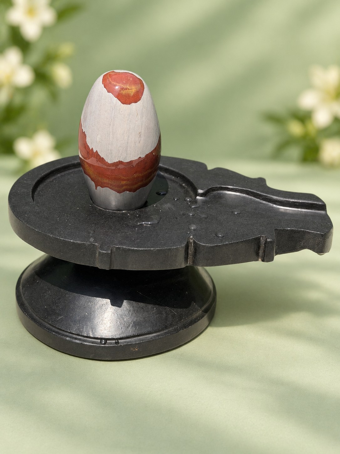 5-inch Narmadeshwar Shivling, 5″ height · 10″ Jaladhari